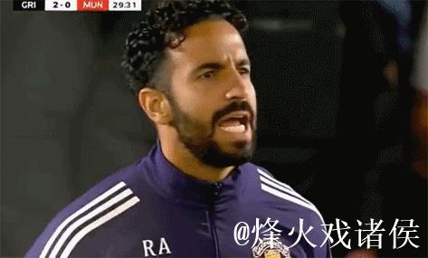 青训小将疑似用晒照回应阿莫林言论：曼晚披露阿马斯与奥比动态